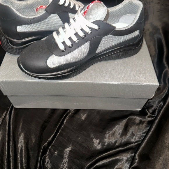 Prada shoes , size 8 , worn once - Picture 4 of 13